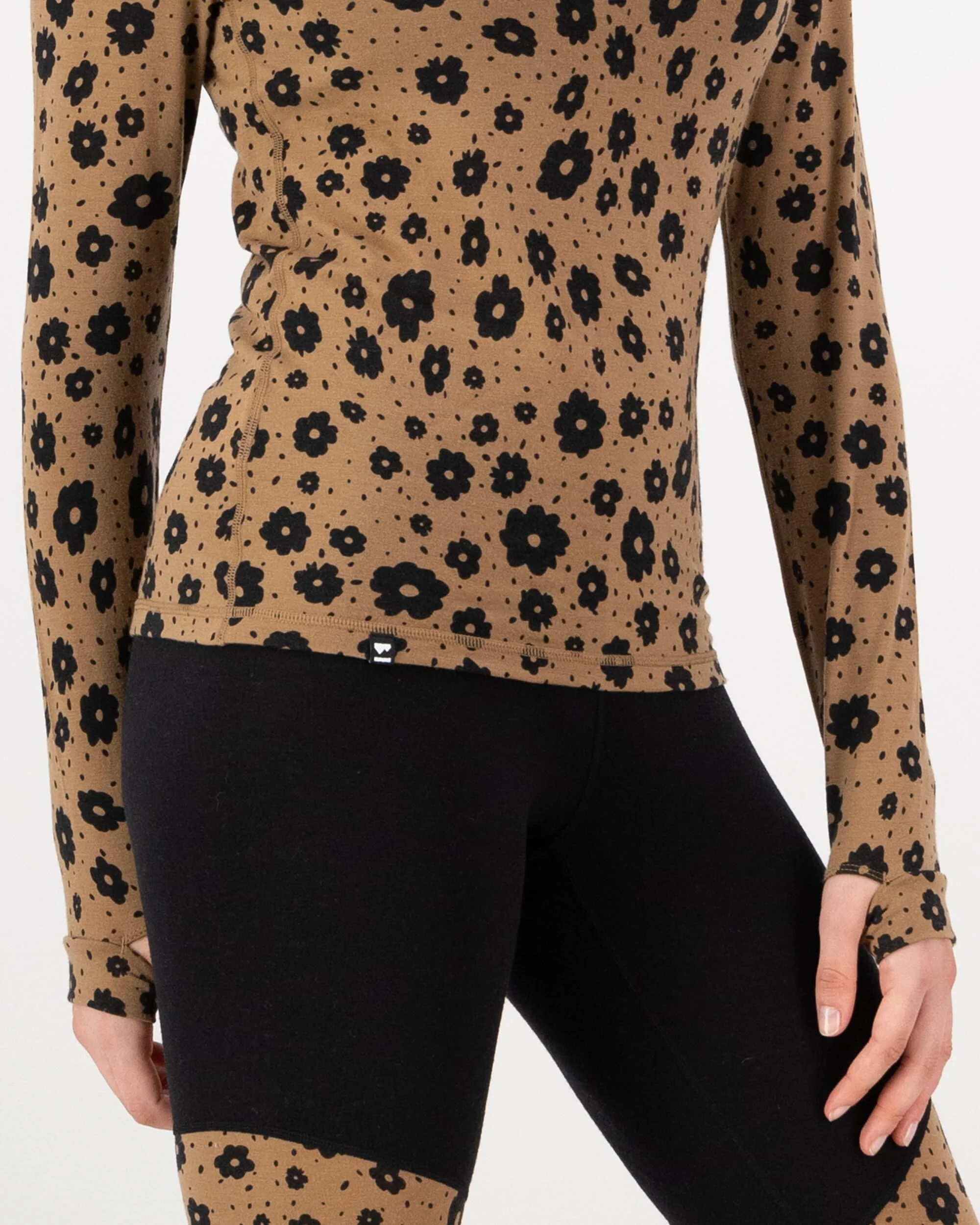 Cascade Merino Base Layer Mock Neck Long Sleeve - Aoraki Lily Toffee | Women's Long Sleeve Top - Image 3